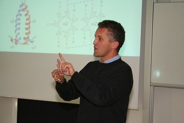 PD Dr. Matthias Geyer from Dortmund gave the talk "Struktur der Cyclin T-Bindungsdomäne und erste Einblicke in die Regulation von P-TEFb"